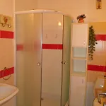 Chalupa, 3x Apartmany, 11 Luzek. شقة