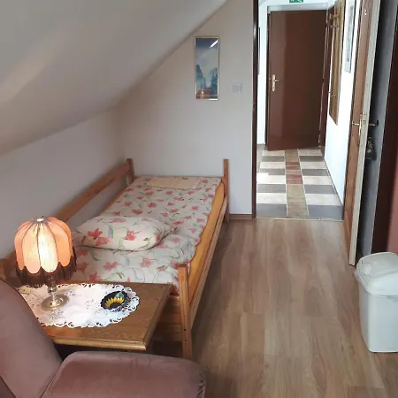 Chalupa, 3x Apartmany, 11 Luzek. Apartment *