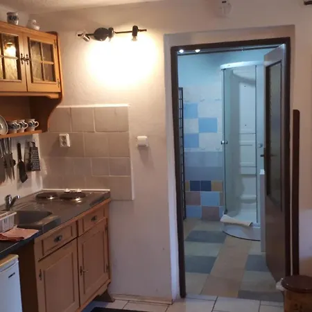 Chalupa, 3x Apartmány, 11 Lůžek. Apartman *