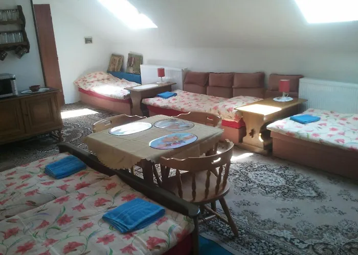 Chalupa, 3x Apartmany, 11 Luzek. شقة Sedlec-Prcice